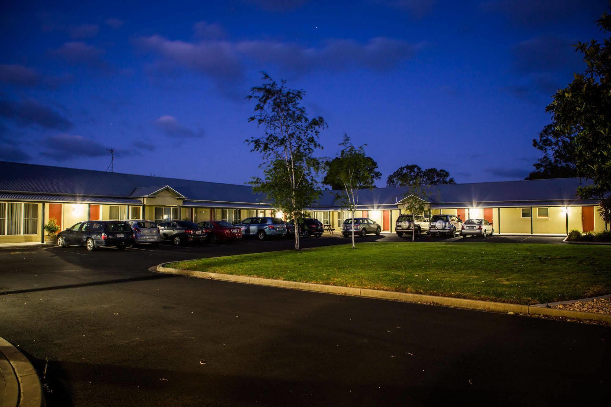 Alexander Cameron Suites Penola Kültér fotó